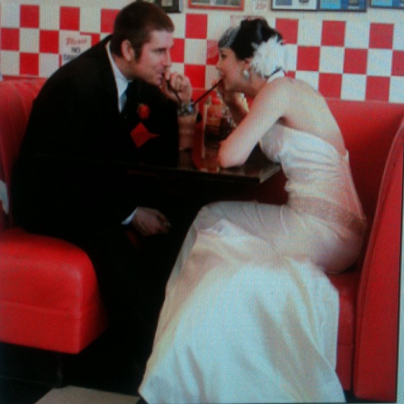 SALE: HOST PICK💍Galina signature Wedding dress!💍 - Picture 4 of 4