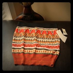 ✨Brand Spankin New🌟 tribal band skirt