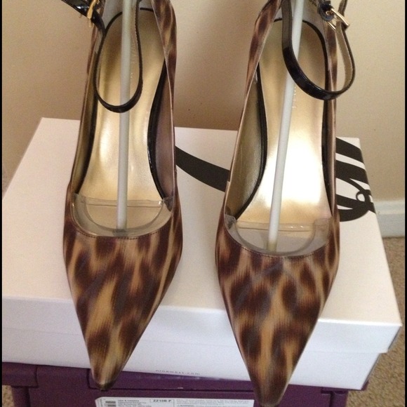 ✳Reduced✳New in box. Nine West ankle strap heels - Picture 4 of 4