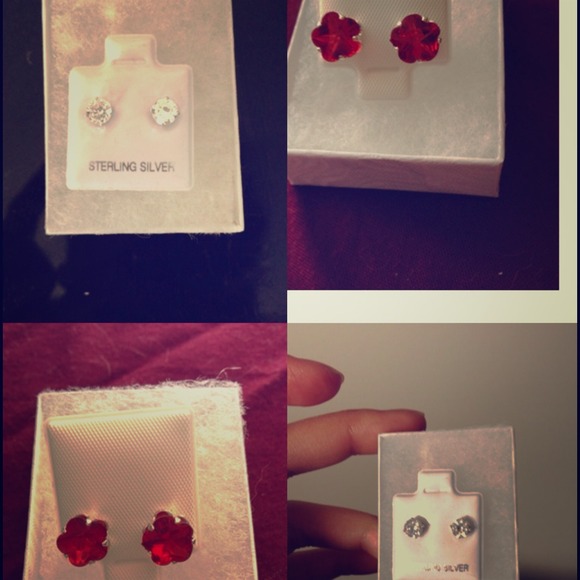 SOLD--Stud earring bundle :)