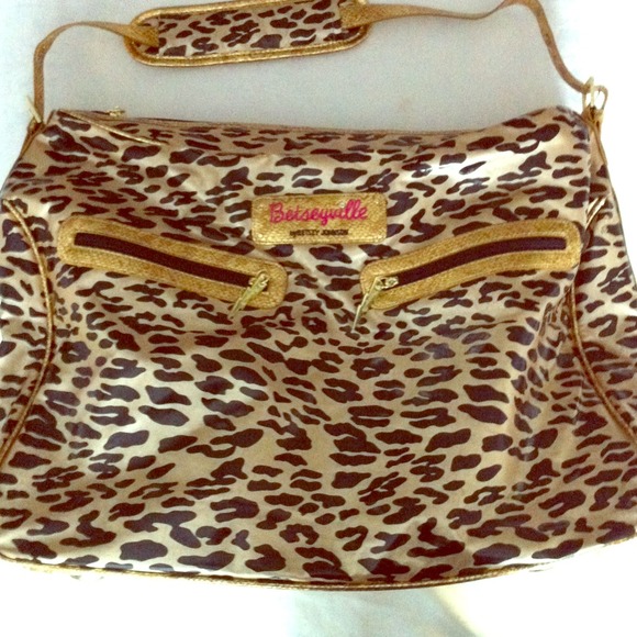 **ON HOLD** Betsey Johnson Cheetah Weekender