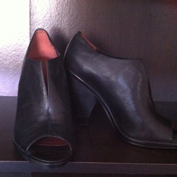 Black leather Booties