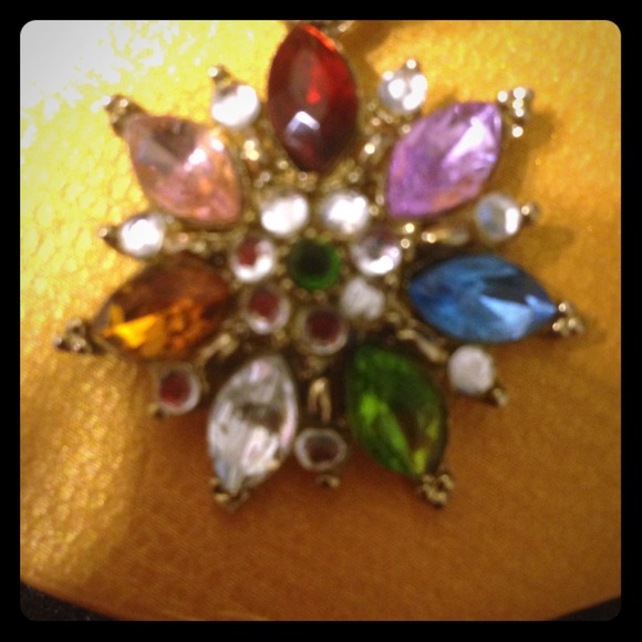 Multi stone pendant