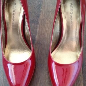 Red BCBG pumps 5.5 SOLD OUT!!!  *RESERVED*