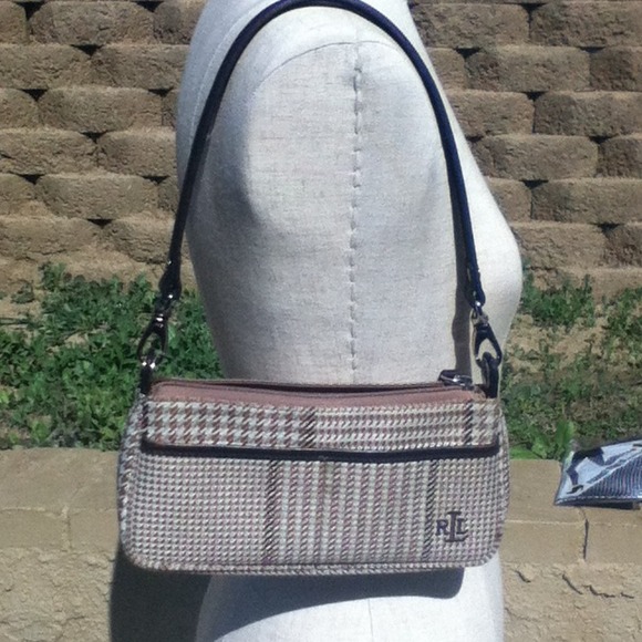 Great brown leather and Fabric Ralph Lauren Purse!