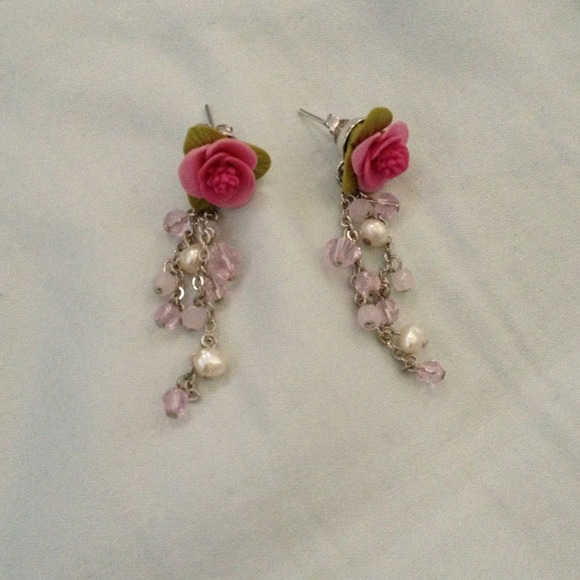 ⚡New⚡Pink rose earrings