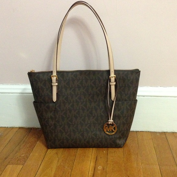 Sold ....East west top zip tote