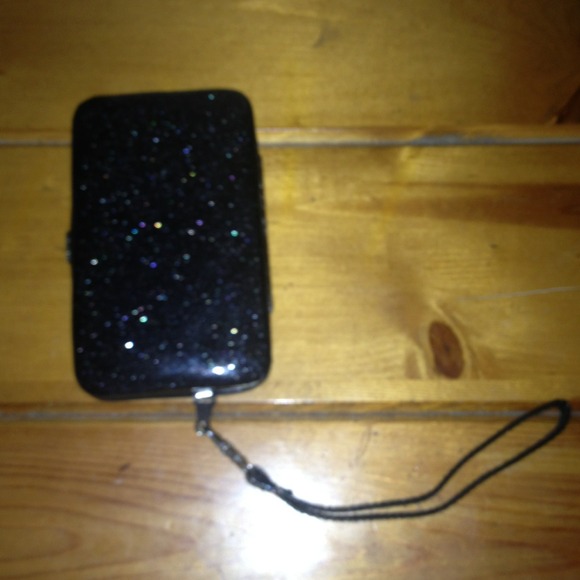 iPhone carrying case/wallet !! - Picture 3 of 3