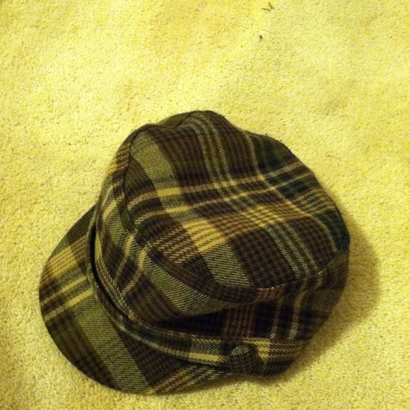 Hat - Picture 3 of 3