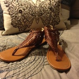 O'neill sandals size 8. Great condition