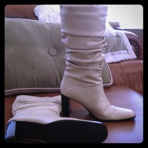 MID-CALF..off whit boots!