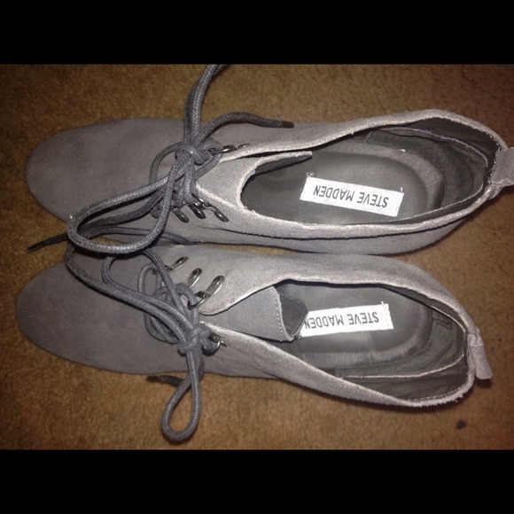 Steve Madden boots - Picture 2 of 2
