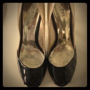 Guess by Marciano Leather Two-toned heals