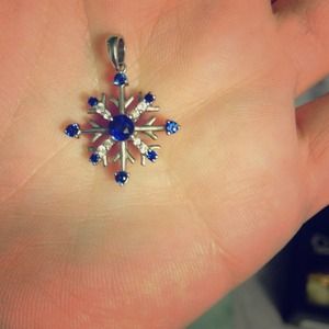 Reduced!!!!!Sapphire and diamond snowflake