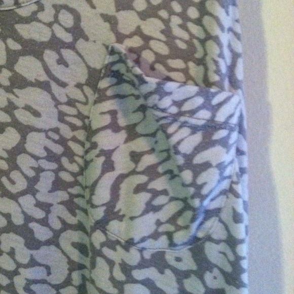 Grey leopard racerback tank - Picture 3 of 3