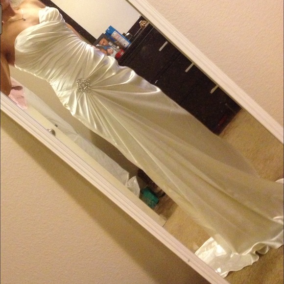wedding dress, formal white dress