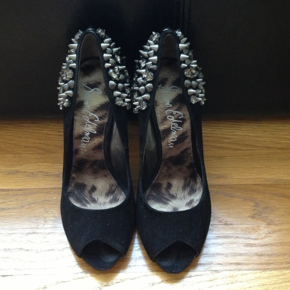 Spiky heels!