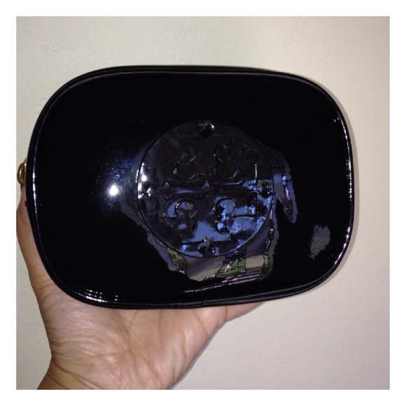 SOLD Tory Burch Pouchette addl pics at shipping