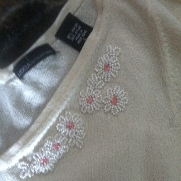 Top. 3/4 sleeves - Picture 3 of 4