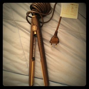 GHD Flatiron 🔴RESERVED until 03/22/2013🔴