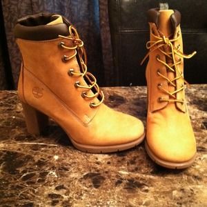 Reduced!! Timberland high heel boot