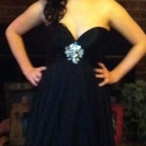 Black Sherri Hill prom dress.