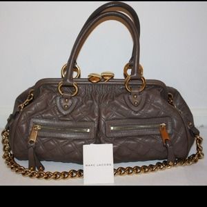 Marc Jacobs East West Stam Brown taupe Leather😘👜