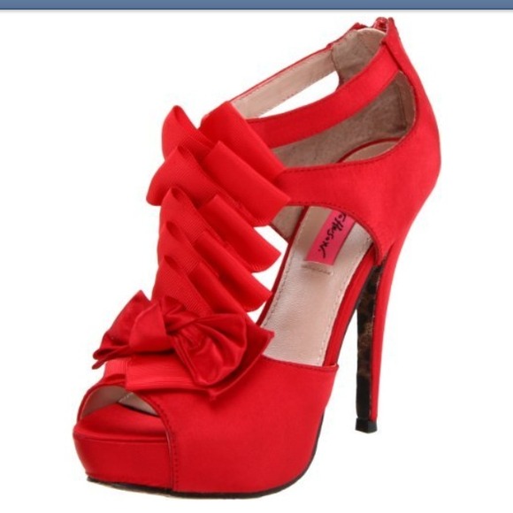 Betsey Johnson Red Satin Pump