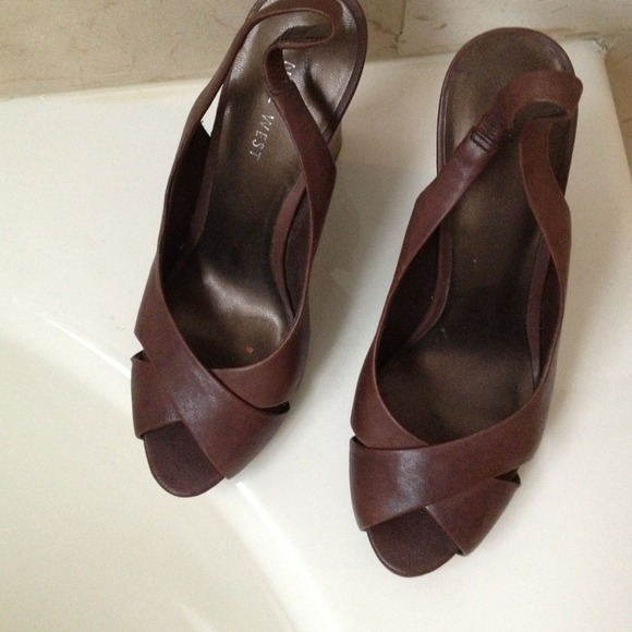 Nine West Brown Wedges - Picture 2 of 2