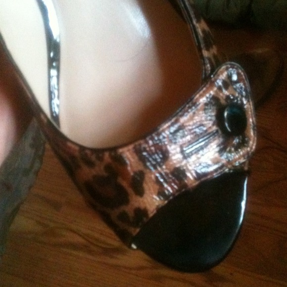 Franco Sarto peep toe mini heels **brand new**