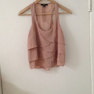 Scalloped tank