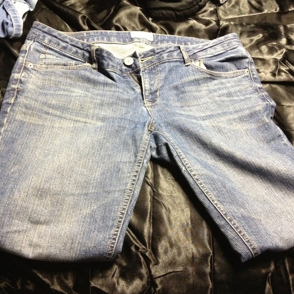 Aeropostale skinny jeans.