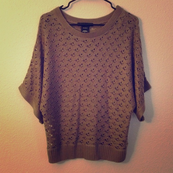 ⭐SOLD⭐See-through lightweight sweater, big sleeve
