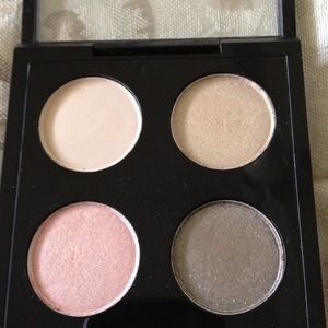 Authentic MAC limited edition Eye shadow quad