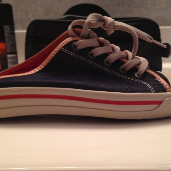 Coach shoes reserved for sue