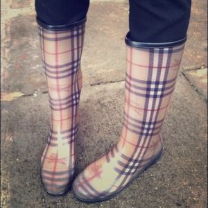 Burberry Rainboots