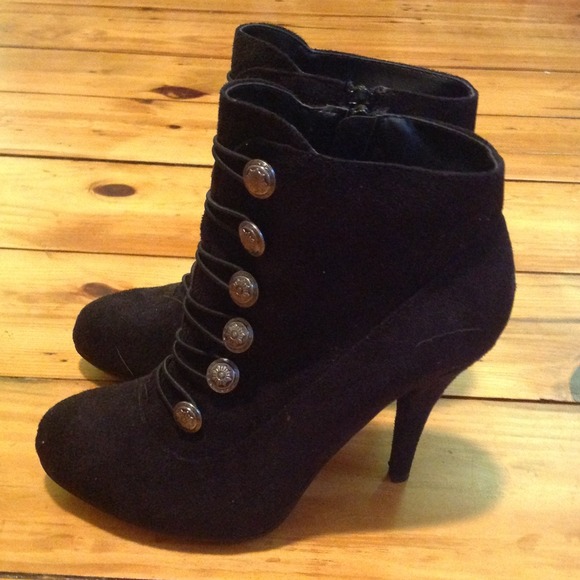 Super cute button boots- zip on the inside. - Picture 3 of 4