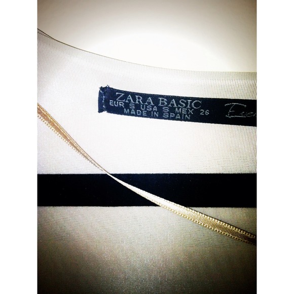 SOLD💲Zara Ruffle Dress - Picture 4 of 4