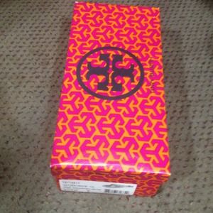 New with small defect Tory Burch Isabel flip flop