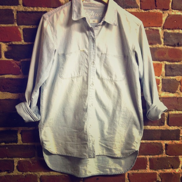 BUNDLE! Grey and Blue Chambray Shirts, Striped tee