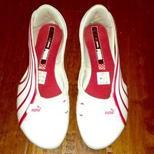 PUMA Ferrari Espera ballerinas!!! Limited edition