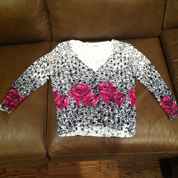 Crop sweater