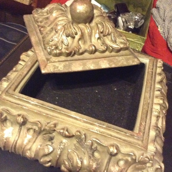 Detailed Jewelry Box!💗 - Picture 3 of 4