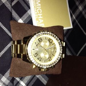 🚫SOLD Gold and diamond Michael Kors watch brand