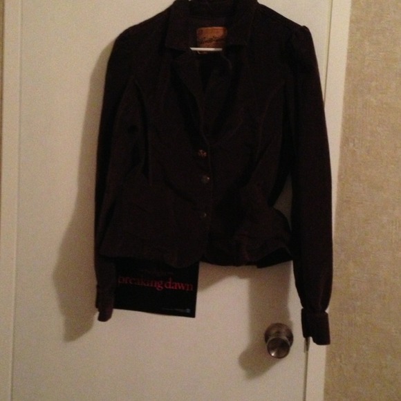 Jacket - Picture 1 of 3