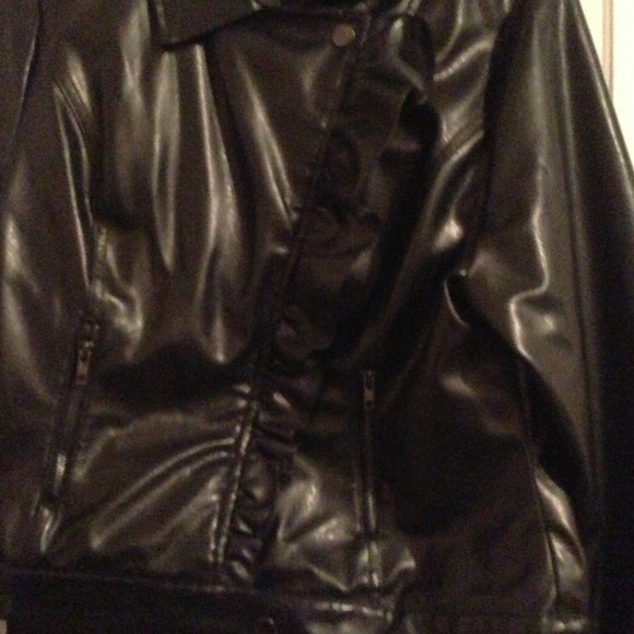 Jacket - Picture 2 of 4