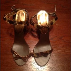 ❗SOLD❗Marc by Marc Jacobs brown velvet sandals