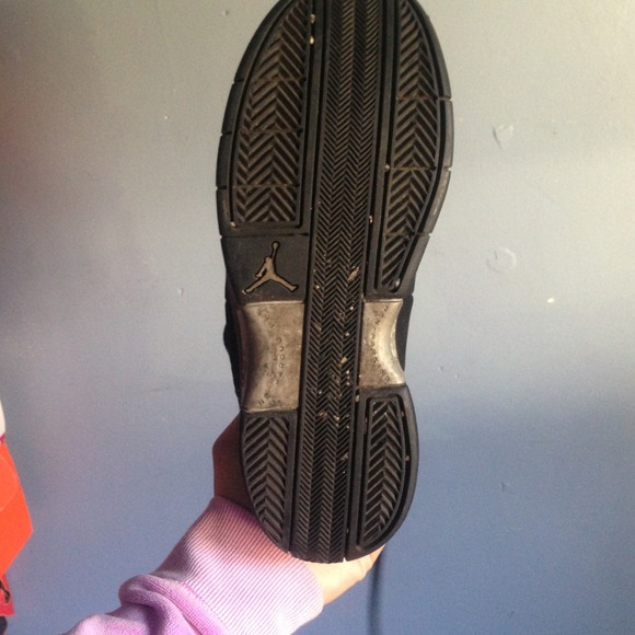 Shoes - Picture 2 of 4