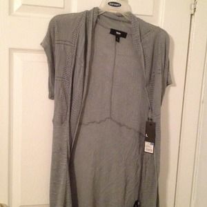 Short sleeve cover up