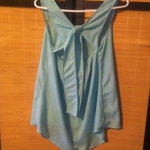 ❗Sold❗Teal silky tank with open tie back